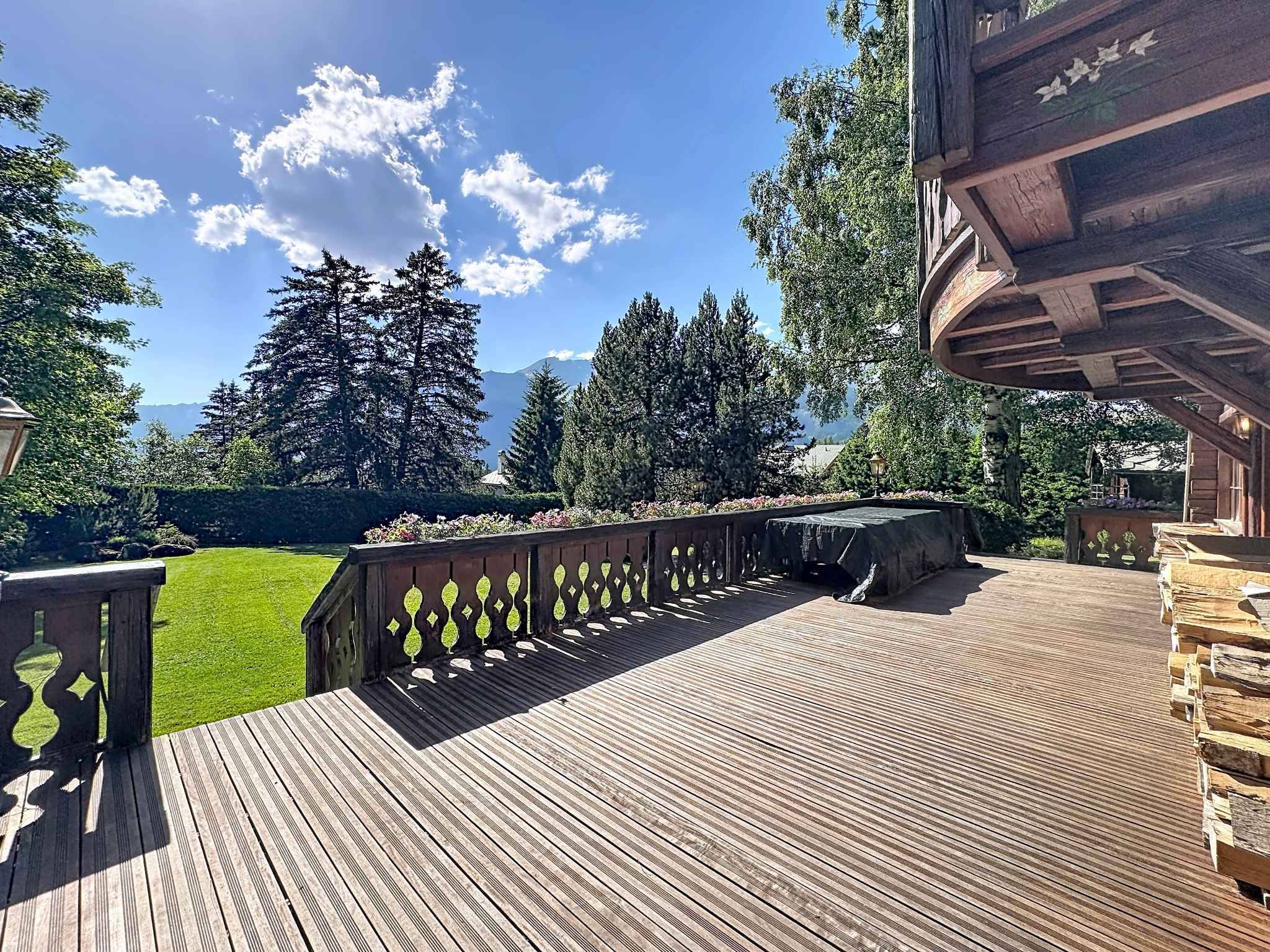 Splendide chalet avec son mazot sur une magnifique parcelle