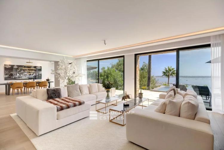 Villa contemporaine 5 chambres avec vue mer et pisicine - Golf Juan
