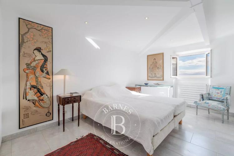 Grasse – Exceptionnelle propriété vue panoramique – 5 chambres