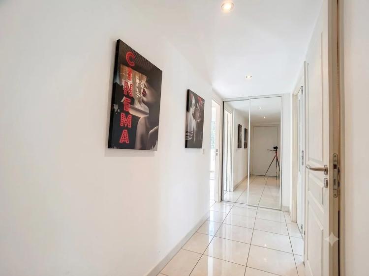 EXCLUSIVITÉ – VENTE APPARTEMENT 3 PIÈCES – CANNES STANISLAS