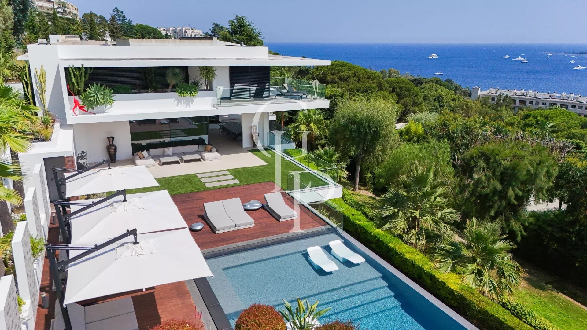 VILLA SOUTH VIEW
