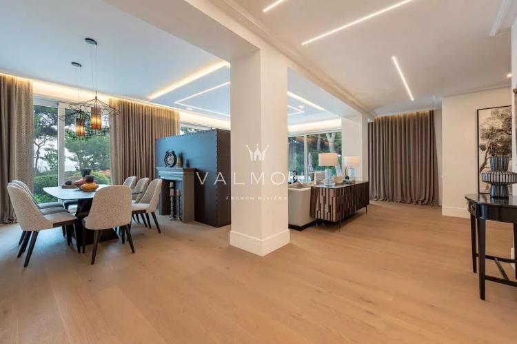 Villa moderne avec vue mer magnifique