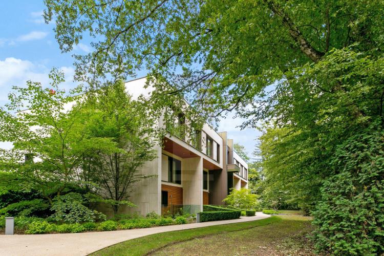 Magnifique appartement duplex en attique avec terrasse