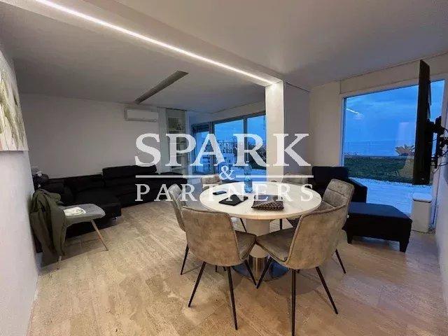 Cap d'Ail - Appartement 3 pièces avec une vue imprenable sur la mer et piscine