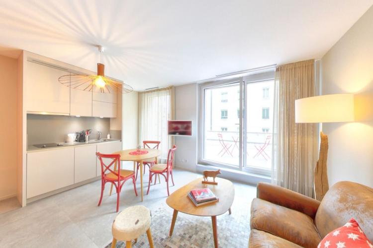 RÉSIDENCE MEUBLÉE "PETITE COUR" STUDIOS AVEC SERVICES HÔTELIER