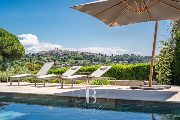 Aux portes de Saint-Paul de Vence - Superbe villa vue panoramique mer