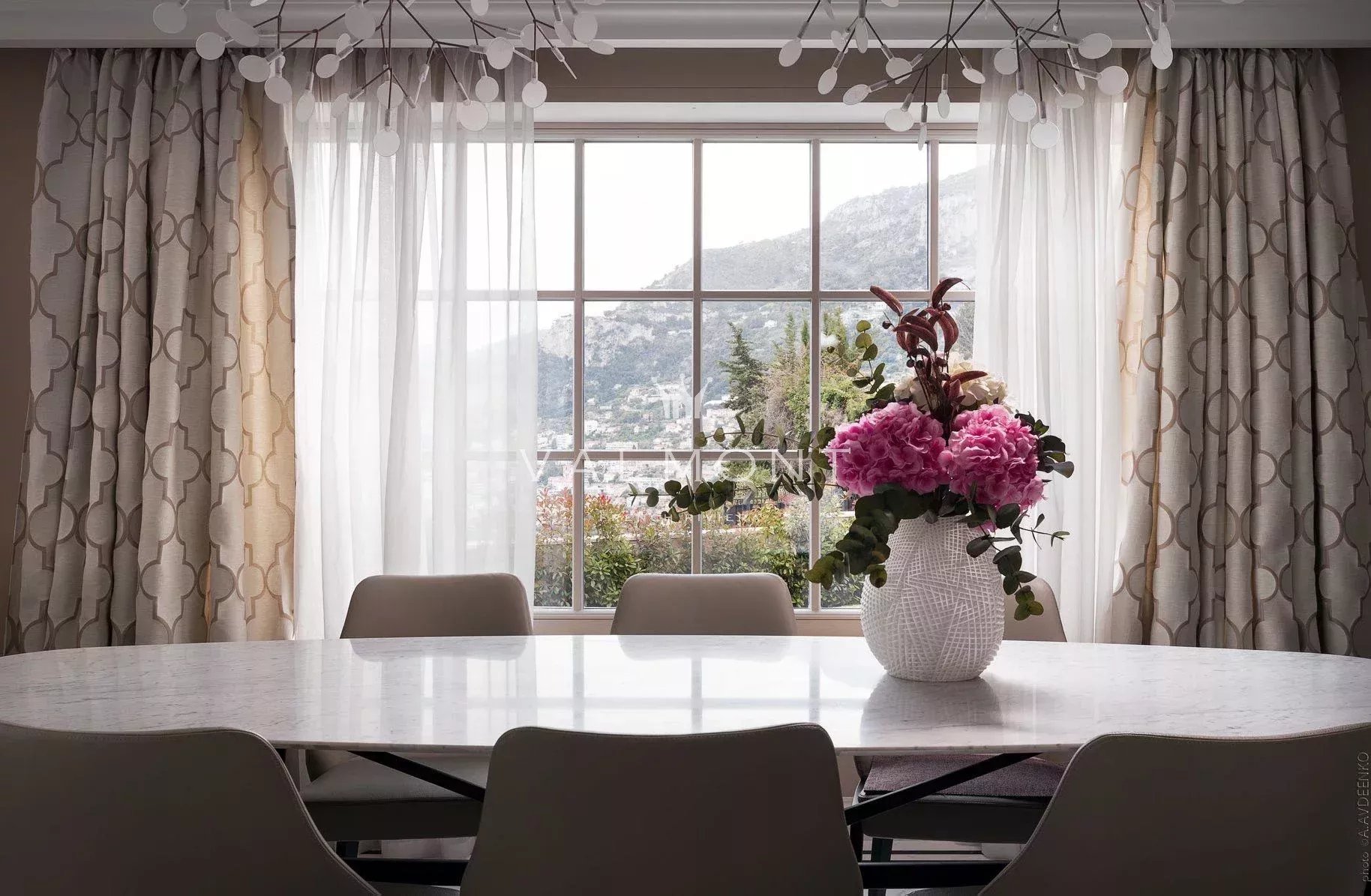 Somptueuse maison 5 chambres proche de Monaco