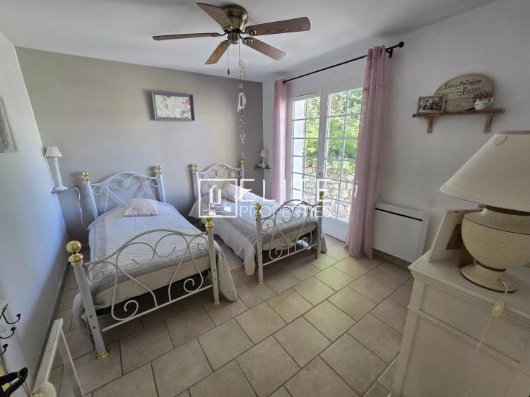 VILLA DE 205m² + PISCINE LES ADRETS