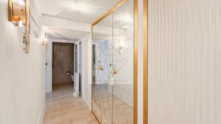 Bien rare — Appartement rénové proche du Palais des Festivals