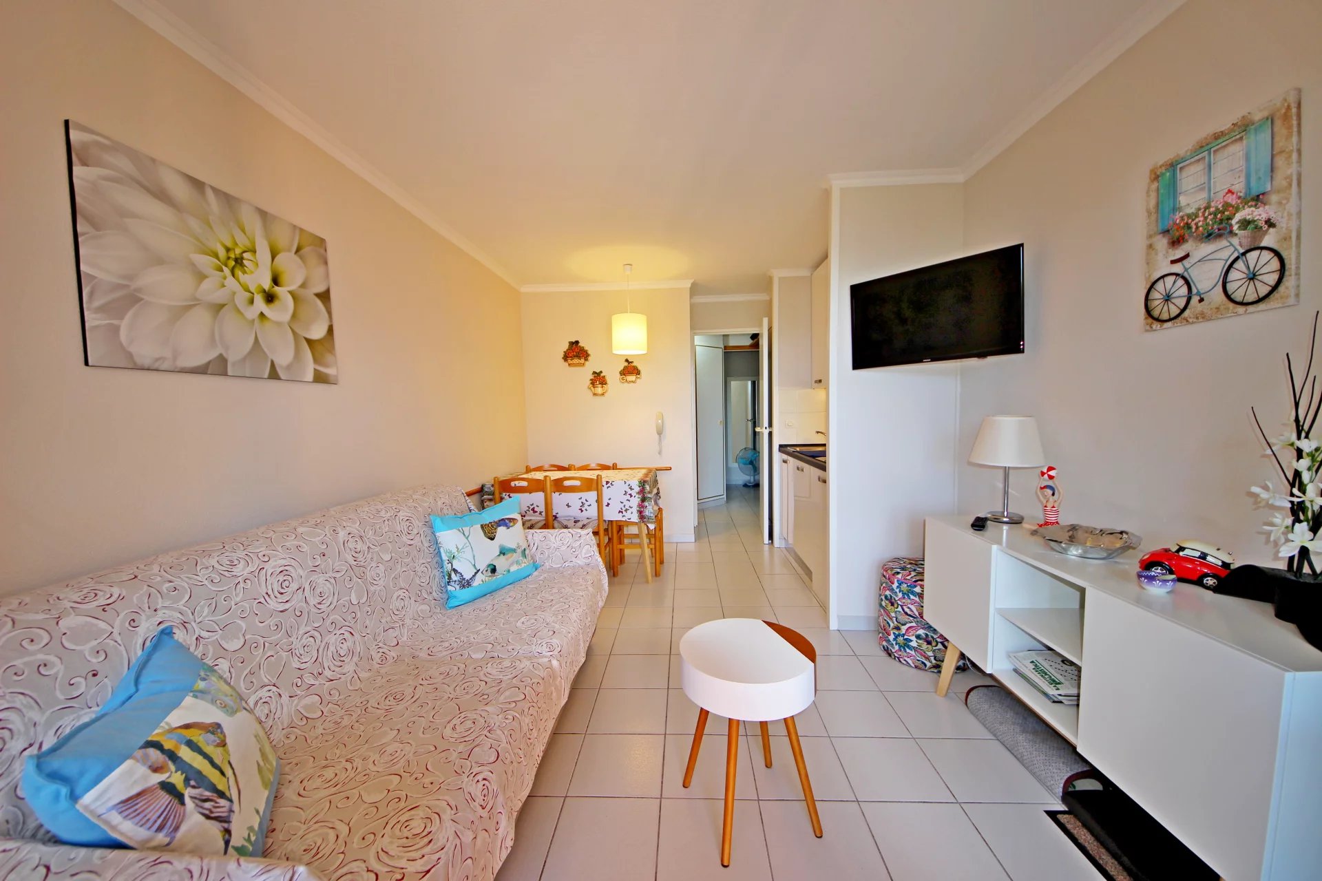 SOUS OFFRE AGAY CAP ESTEREL studio cabine meublé pour 4 personnes avec terrasse et jardin