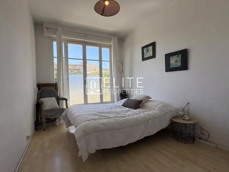 Grand 2 pièces, 46m2 avec terrasse