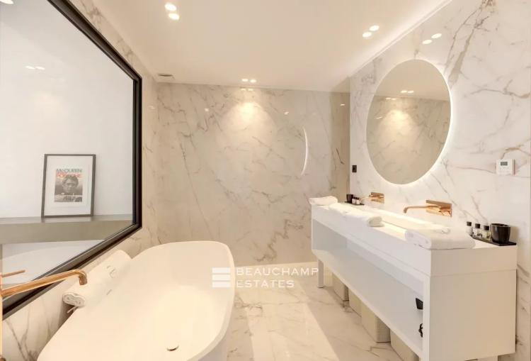 Villa contemporaine 5 chambres avec vue mer et pisicine - Golf Juan
