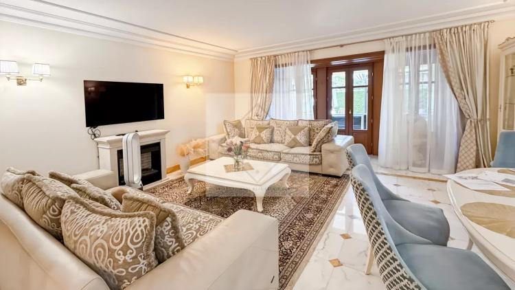 Lumière et Charme Belle Époque, Appartement trois pièces CANNES