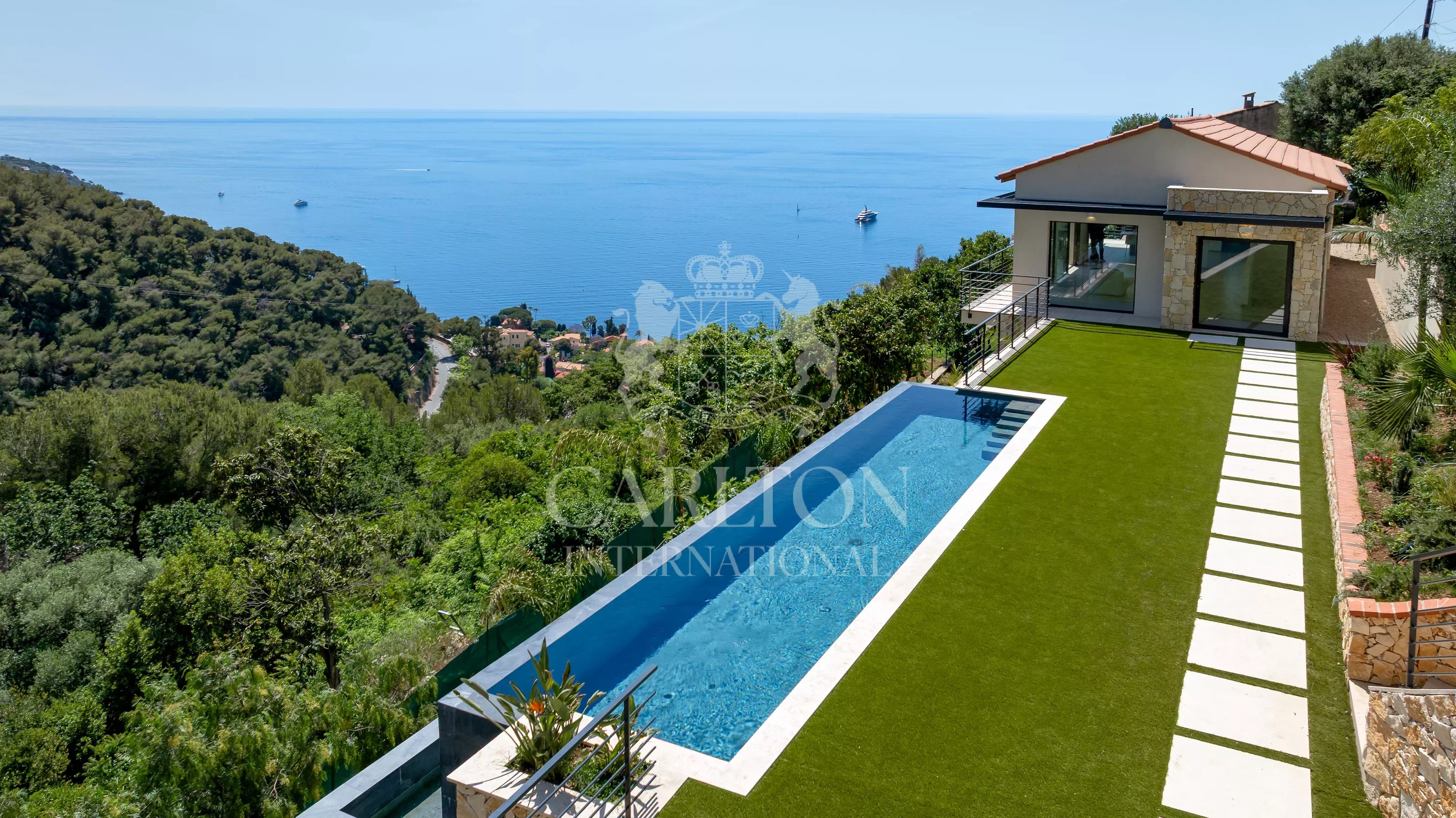 Villa contemporaine avec vue mer panoramique – Quartier du Serret, à quelques minutes de Monaco