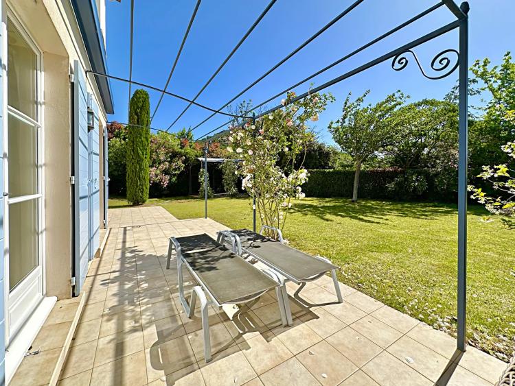 Villa dans un domaine sécurisé à vendre à Grimaud