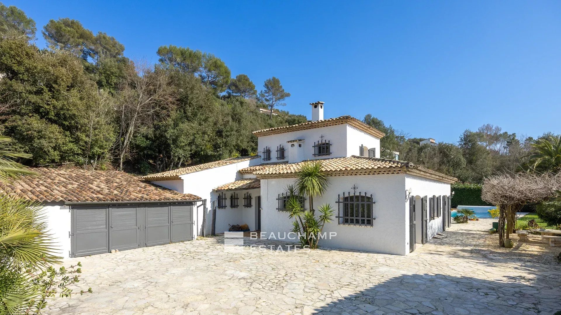 Villa néo-provençale plain pied  4 chambres - La Colle-sur-Loup