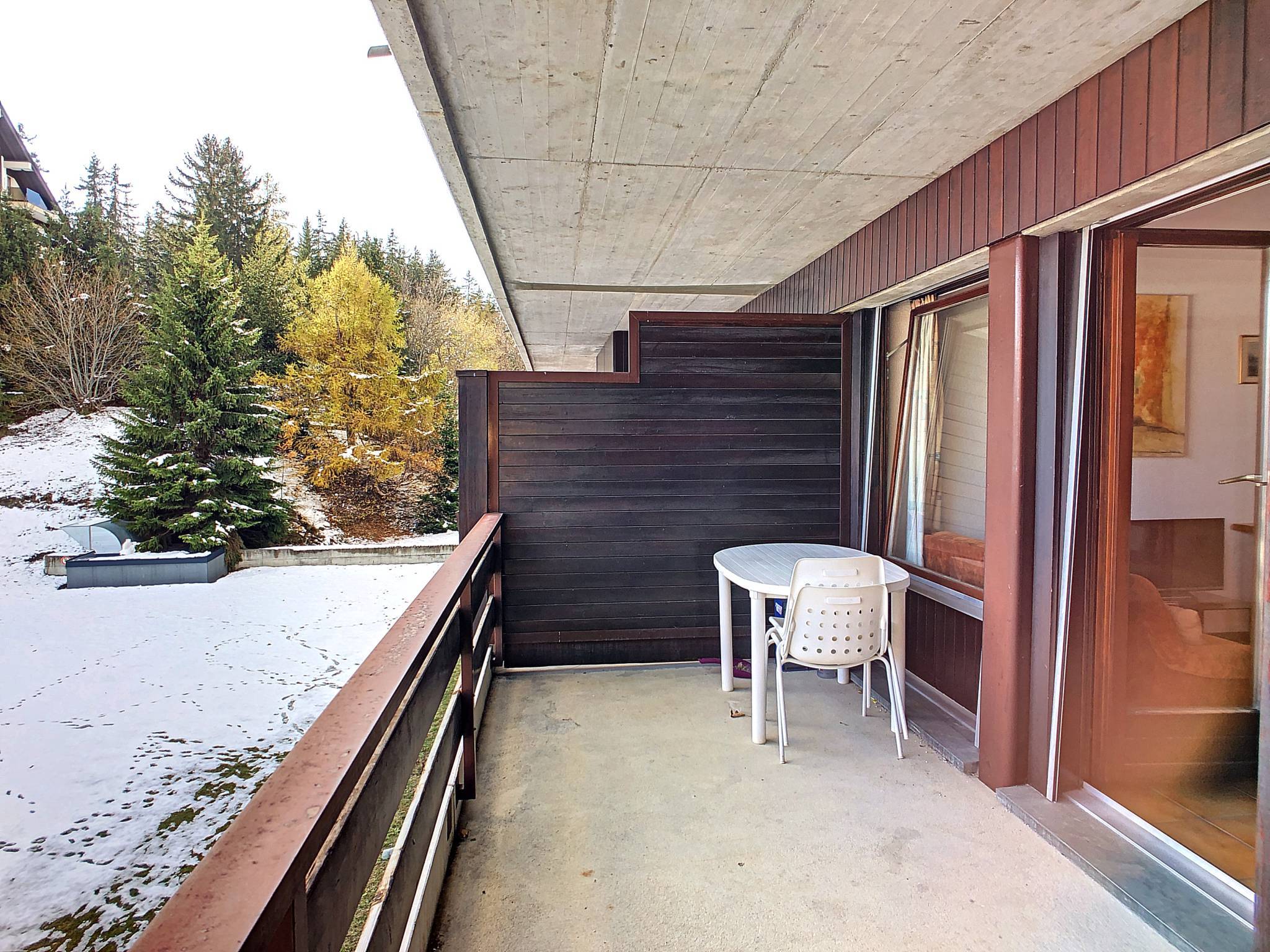 Grand studio en plein centre de Montana avec vue