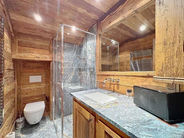 Splendide chalet avec son mazot sur une magnifique parcelle