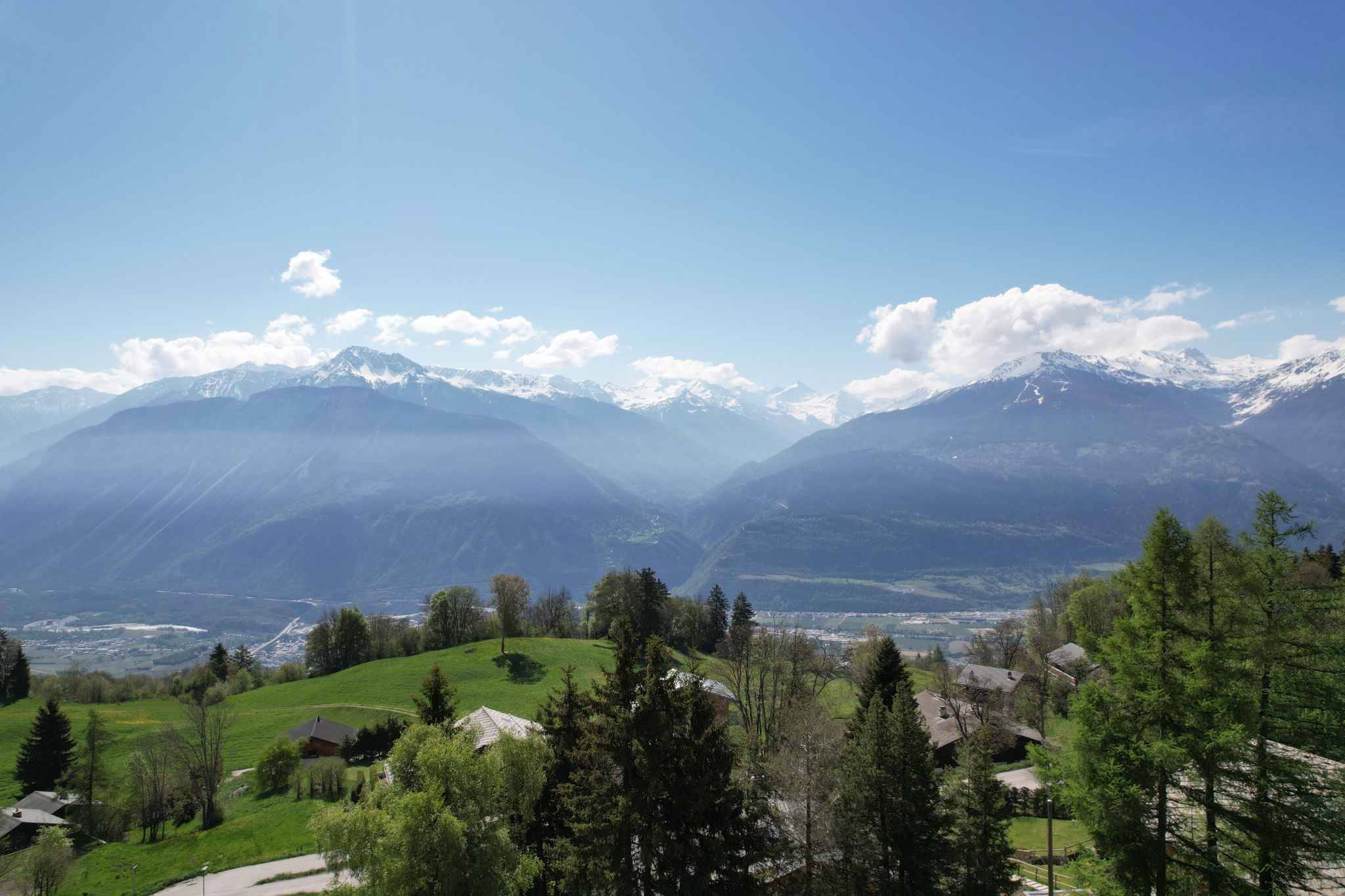 RARE - MAGNIFIQUE CHALET DE 5 CHAMBRES AVEC VUE PANORAMIQUE