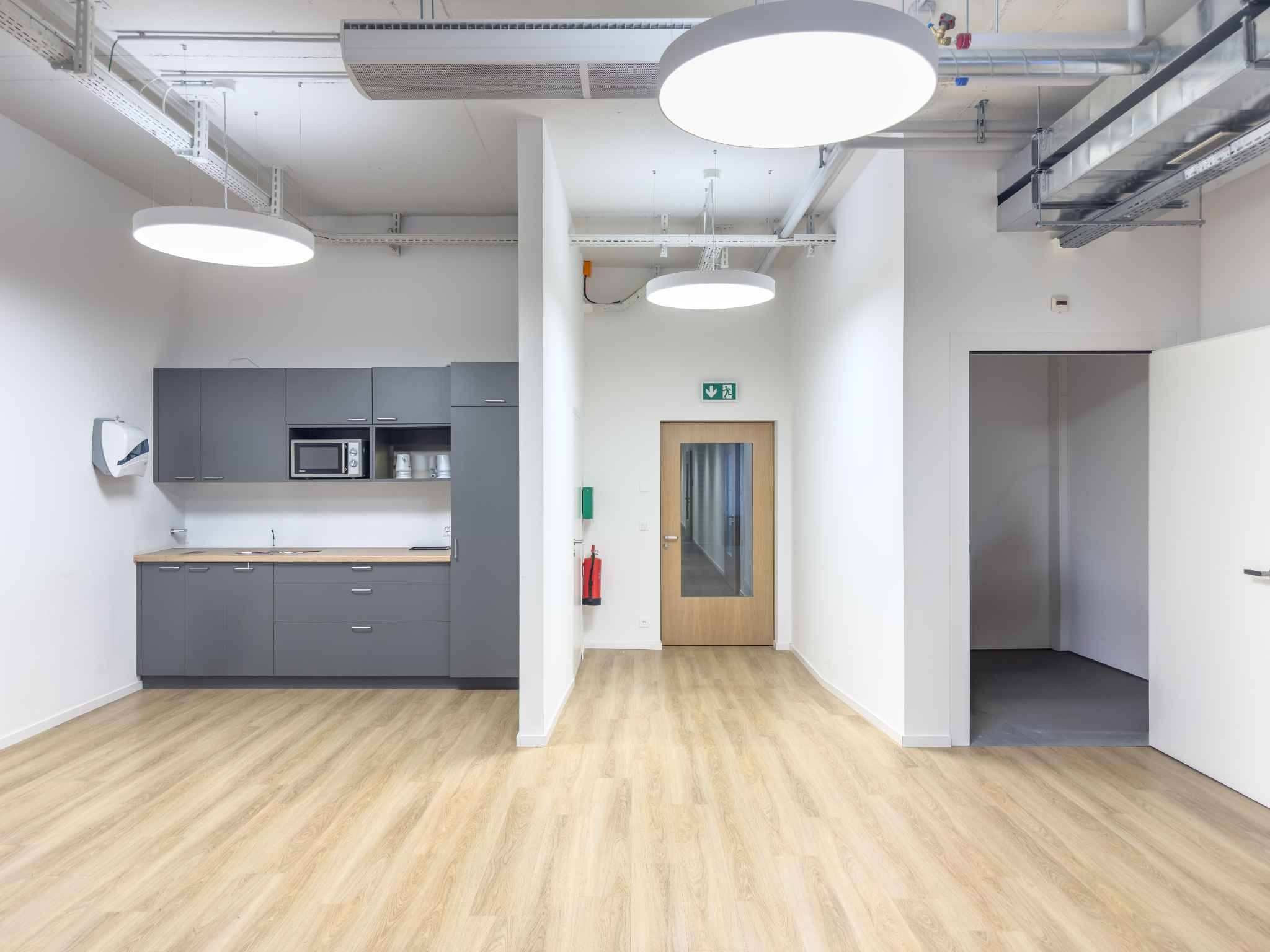Bureau Plug & Play de 337 m² – Atrium Park, Meyrin