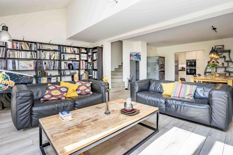 Magnifique villa individuelle de 4 pièces 1/2 avec studio indépendant sur très belle parcelle de 1'240 m2