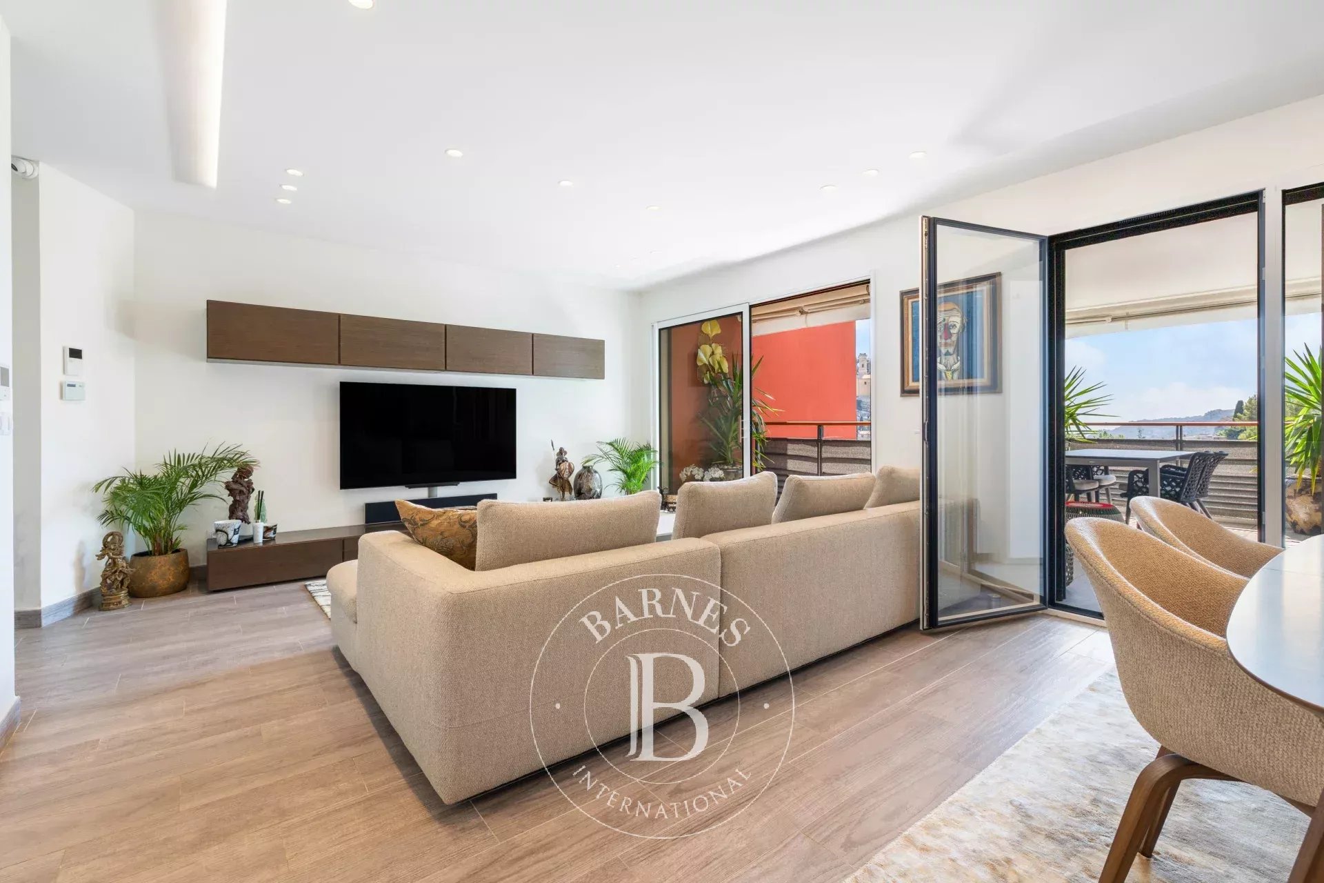 ÈZE – APPARTEMENT 4 PIÈCES – VUE MER – TERRASSES – SAUNA – DOUBLE GARAGE