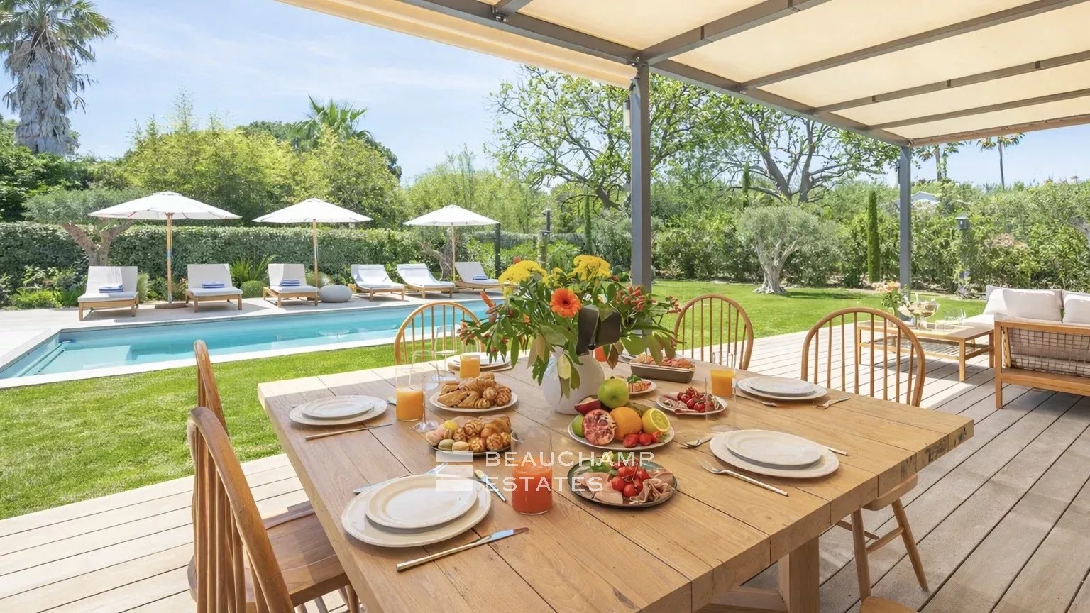 Villa neuve à quelques pas de la plage des Salins et du centre ville de Saint-Tropez