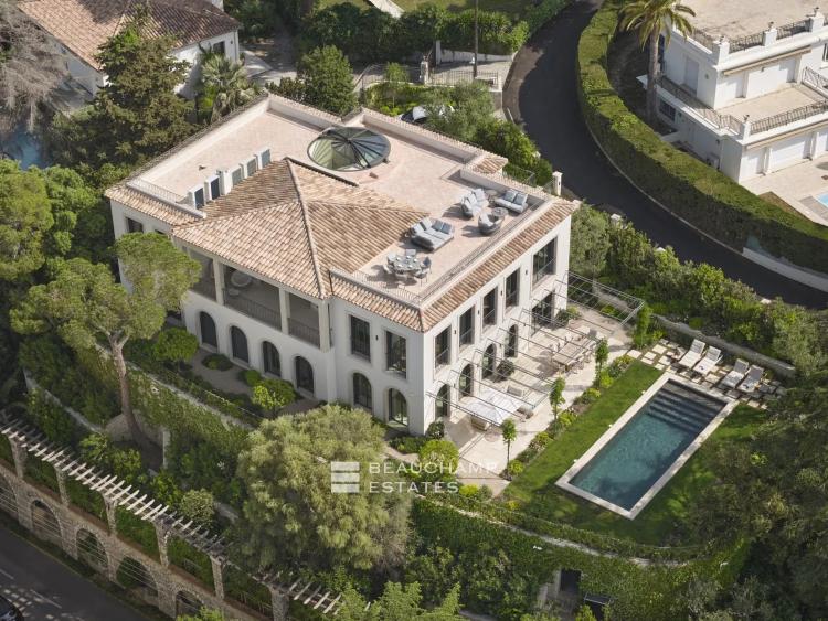 EXCLUSIVITE  - Villa néo provençale rénovée avec vue mer panoramique - Cannes