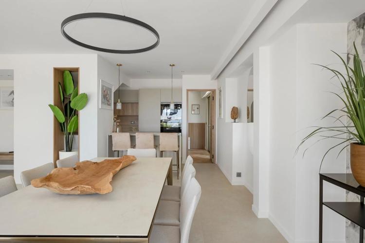APPARTEMENT 5P - CANNES CALIFORNIE -  GRANDE TERRASSE - VUE MER - PISCINE