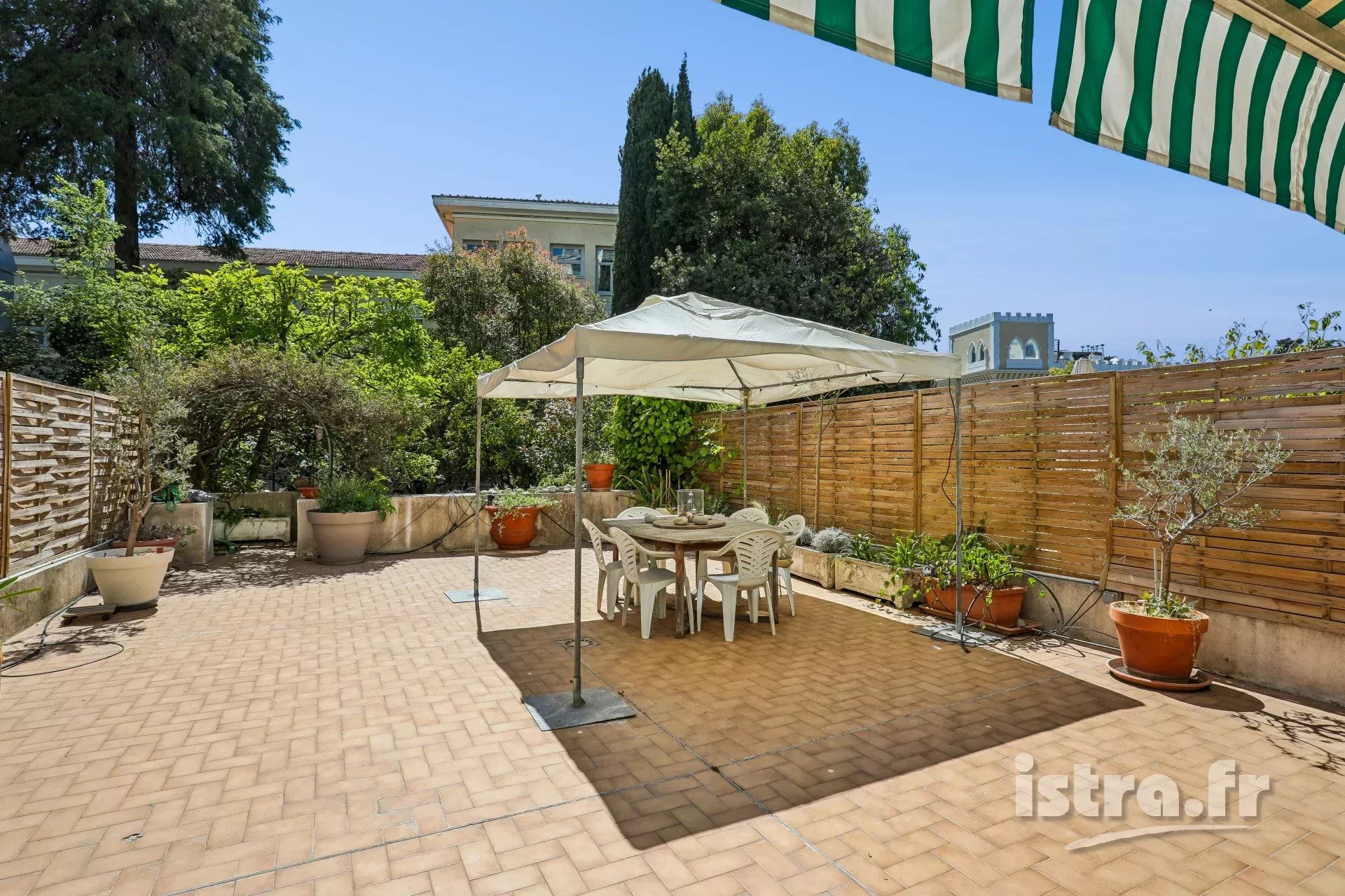 Nice Baumettes : joli appartement avec terrasse et jardin