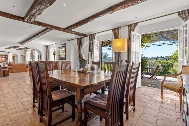 VILLA LILY