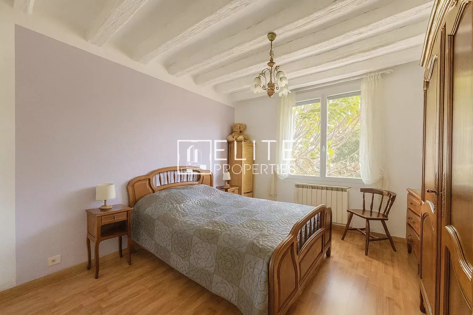 Mougins – Maison avec dépendances, garage XXL et terrain en restanques