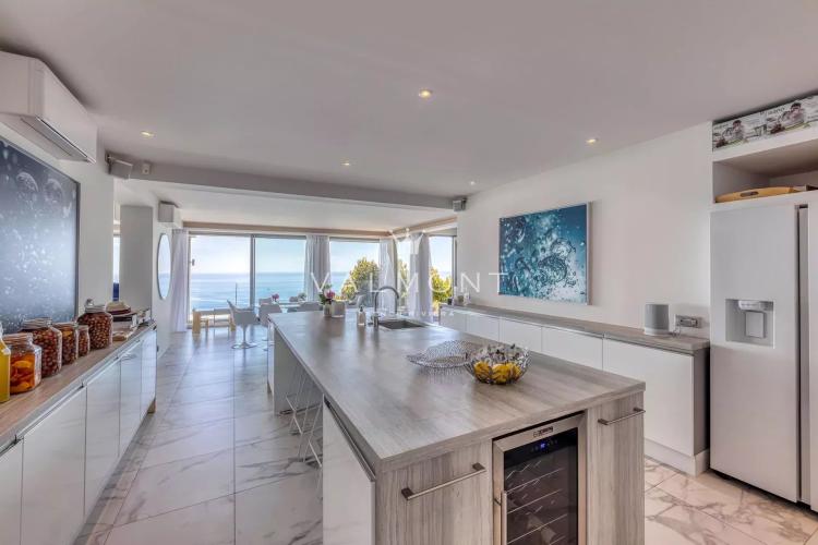 Propriété contemporaine proche de Monaco