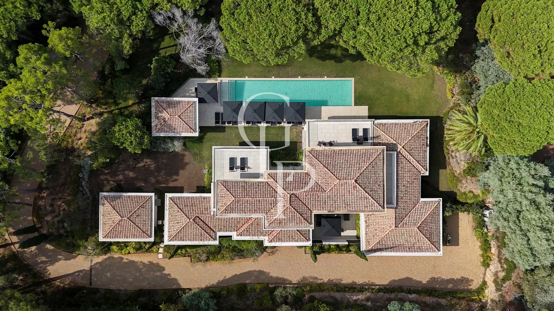 VILLA LUCY