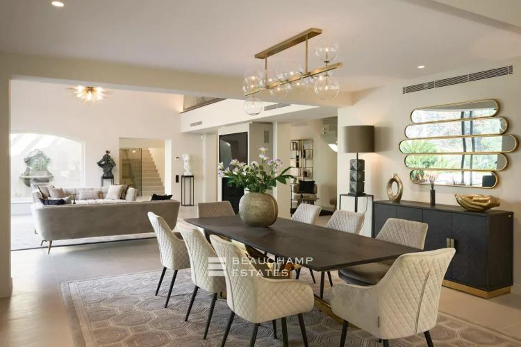 Villa néo-provencale de 5 chambres avec piscine dans un quartier résidentiel de Mougins