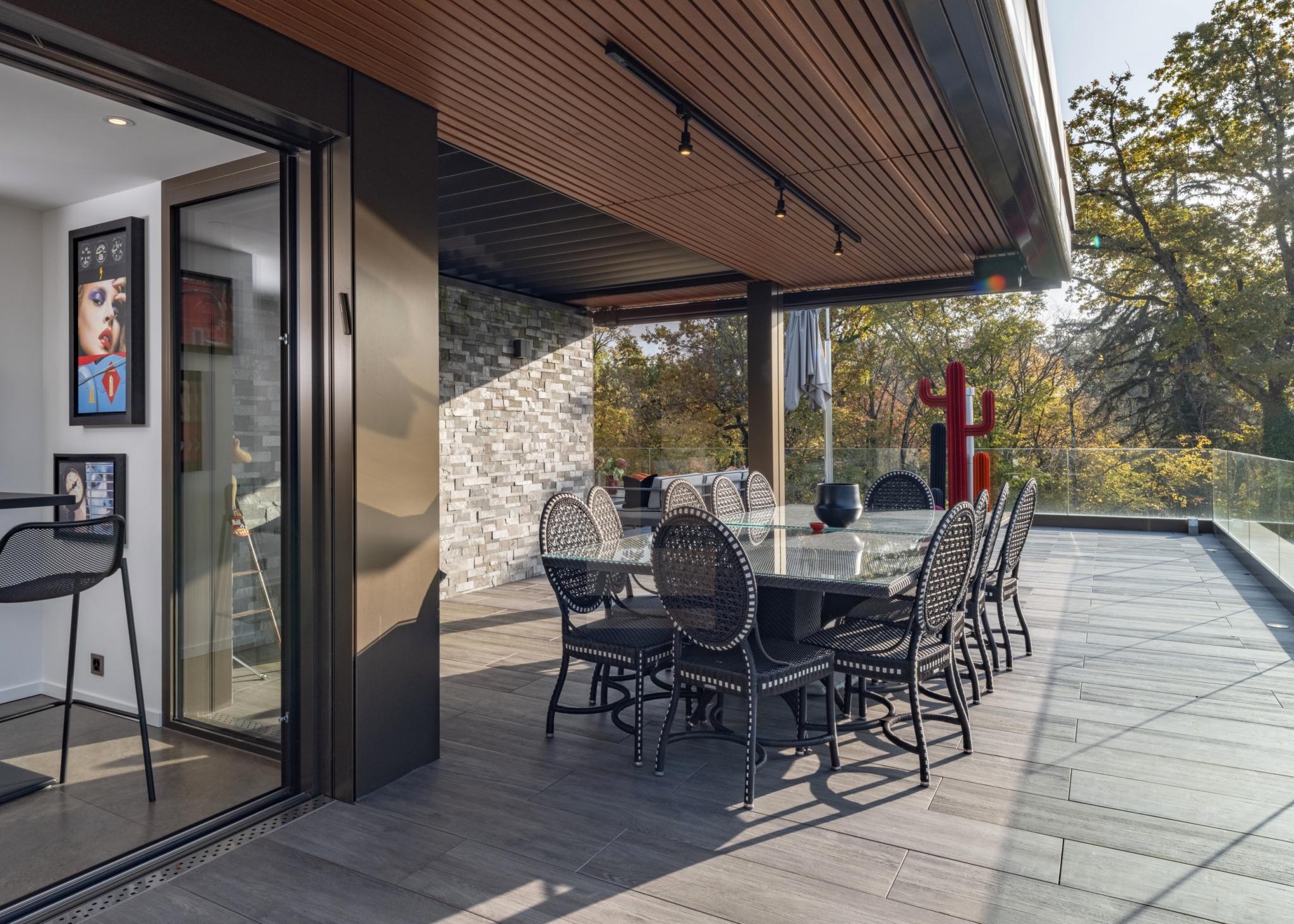 Magnifique appartement duplex en attique avec terrasse