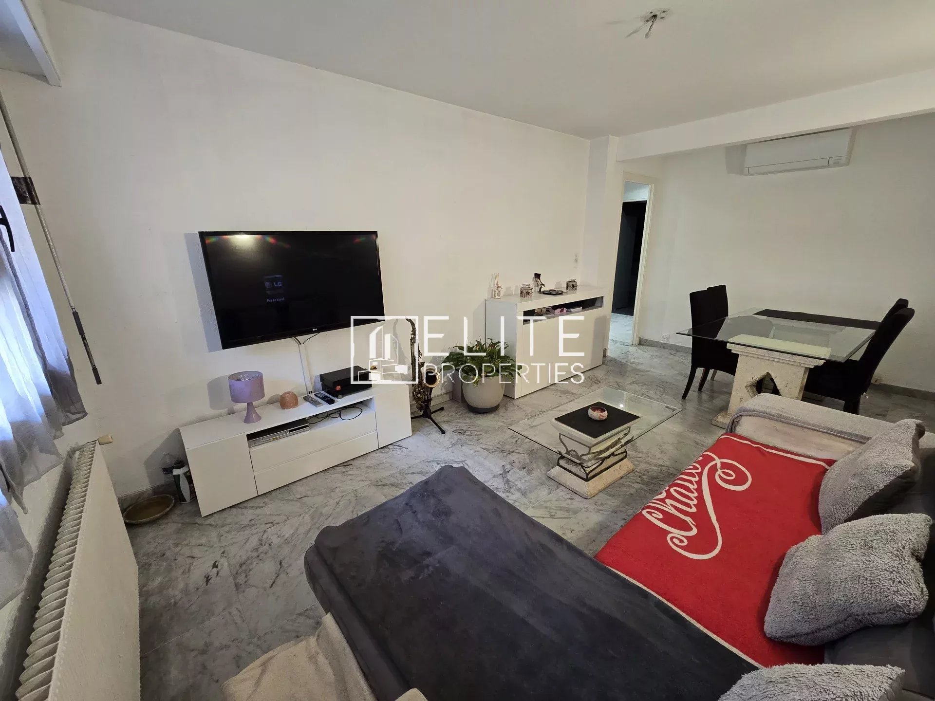 APPARTEMENT 2 PIÈCES DE 45 m² + VÉRANDA ET CAVE – MANDELIEU-LA-NAPOULE