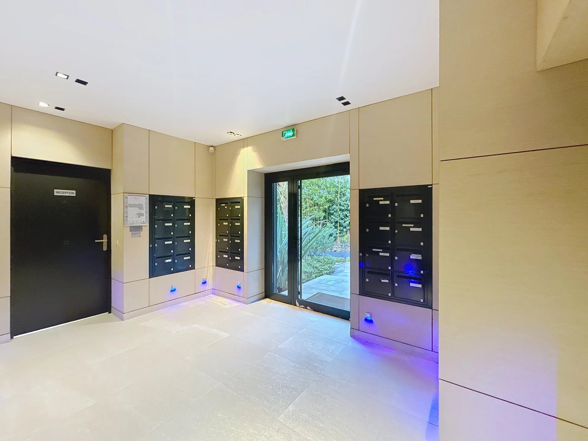 STUDIO CANNES MONTFLEURY AVEC PARKING & CAVE