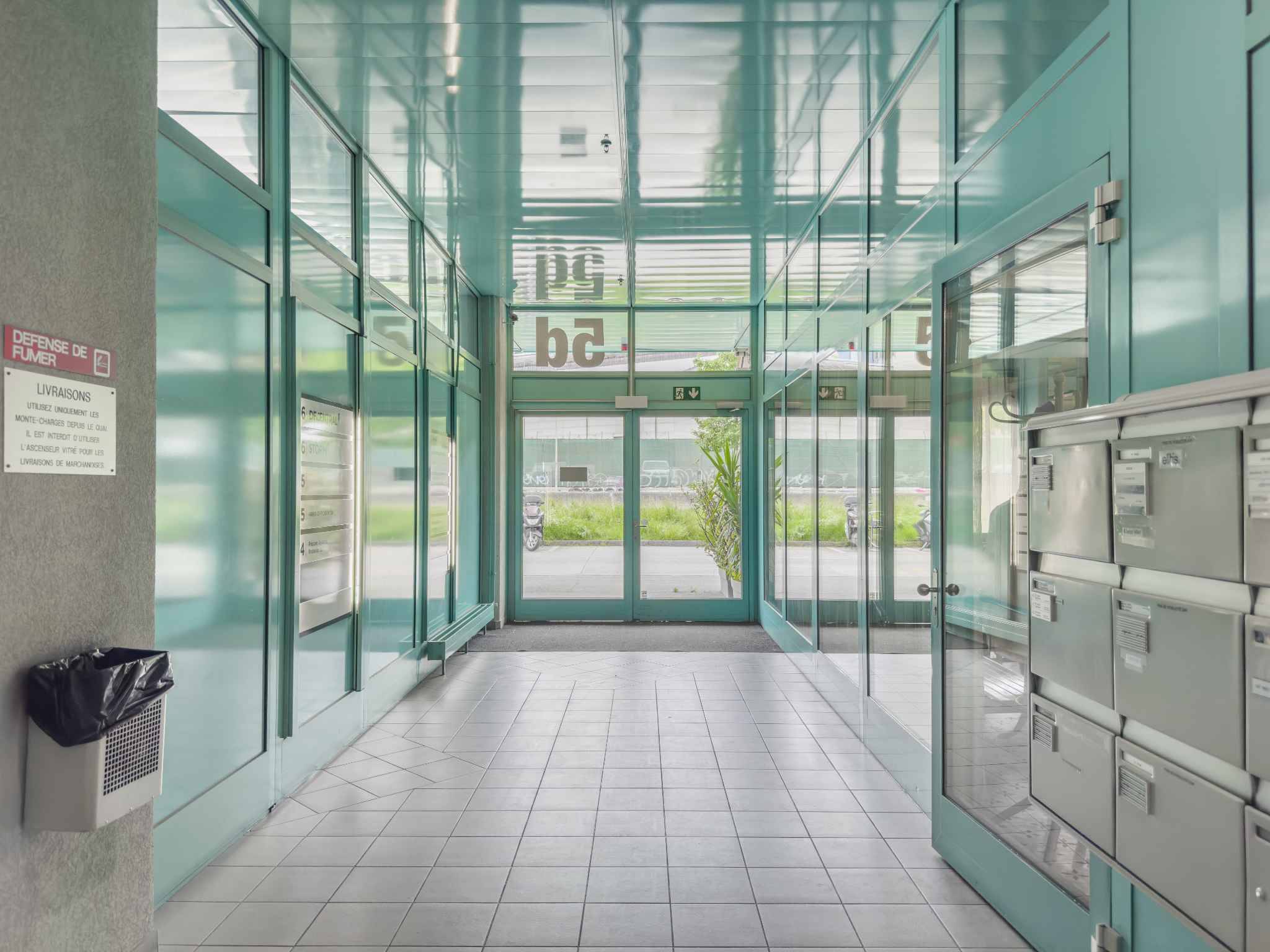 Surface d’atelier ou bureau de 290 m² à Carouge