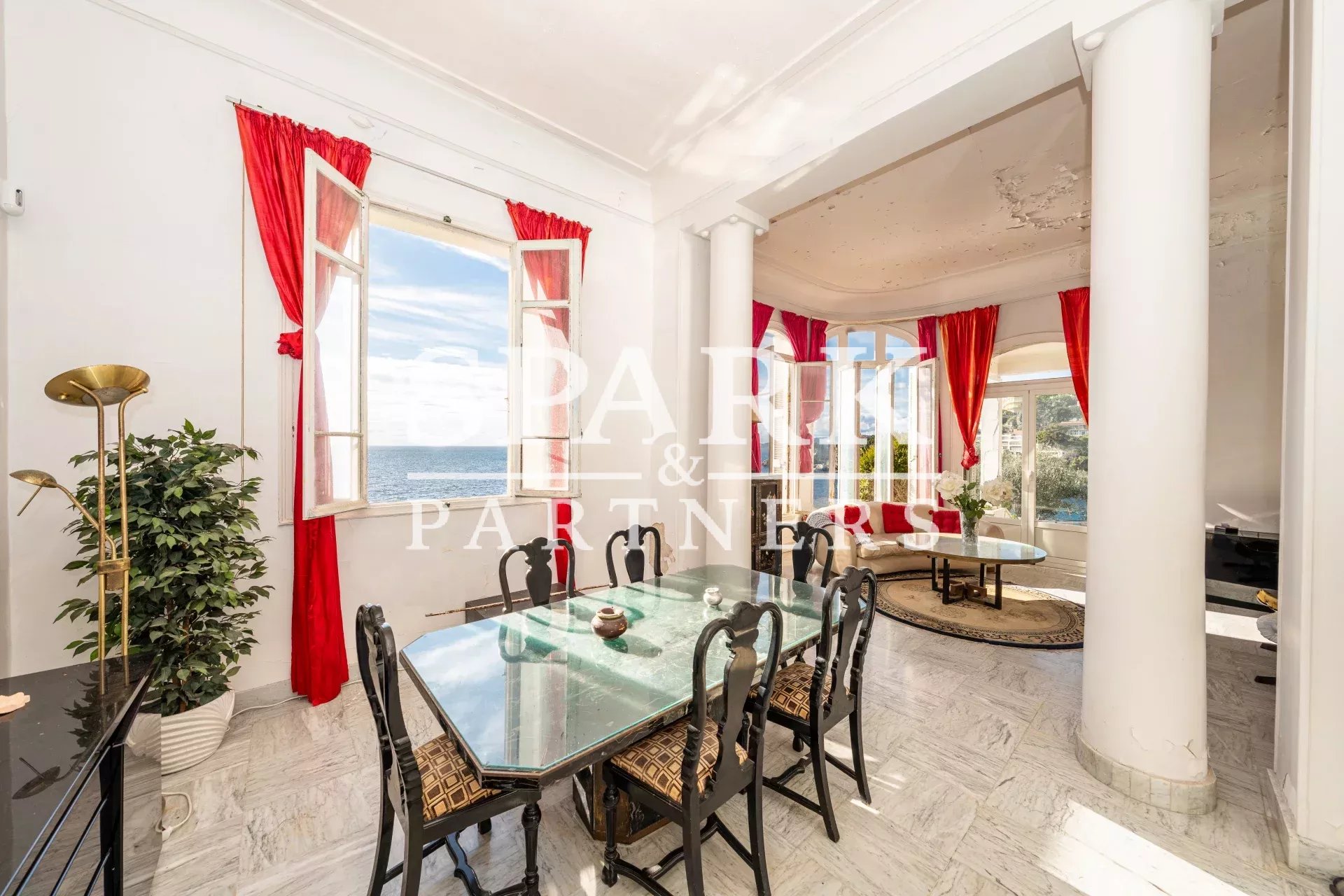 Villa en Bord de Mer à Cap d'Ail : Un Bijou à Ne Pas Manquer