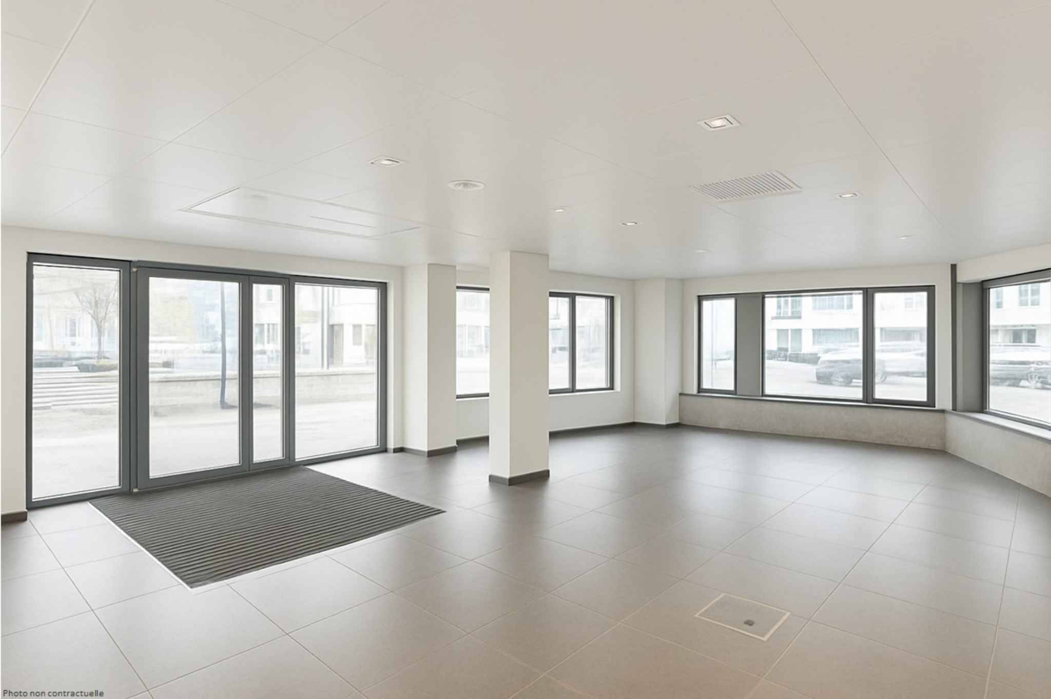 Arcade commerciale 275 m² - Emplacement stratégique à Prilly / Malley