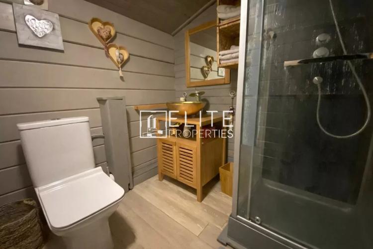 ANDON (06) – Maison en bois 211 m² avec dépendance – Calme absolu