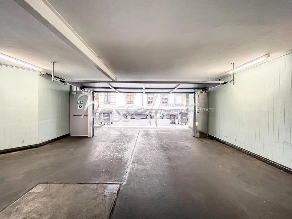 Parking sous-terrain aux Eaux-Vives