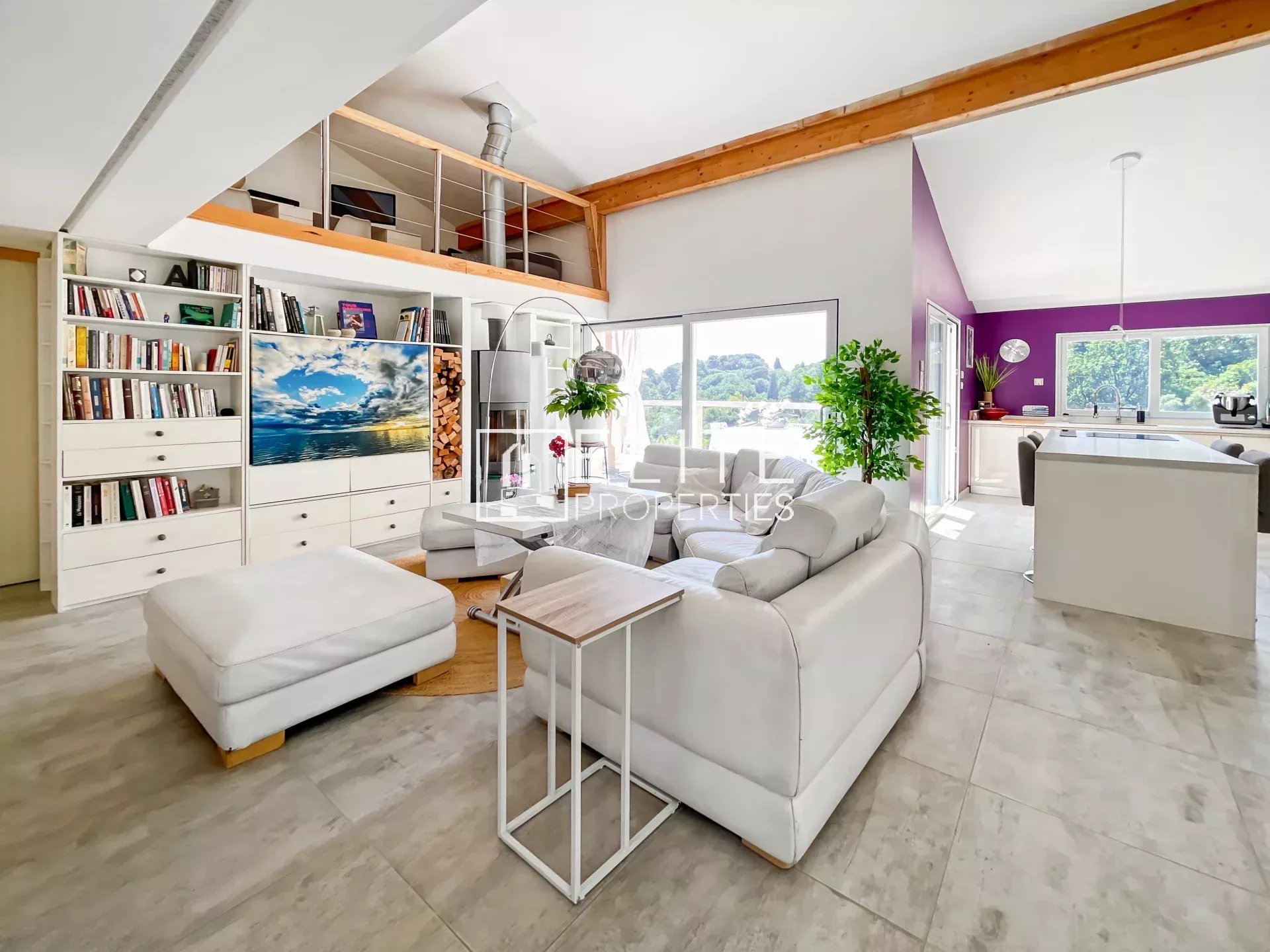 VILLA 8P de 175m² + PISCINE CALME ABSOLU -  MOUGINS