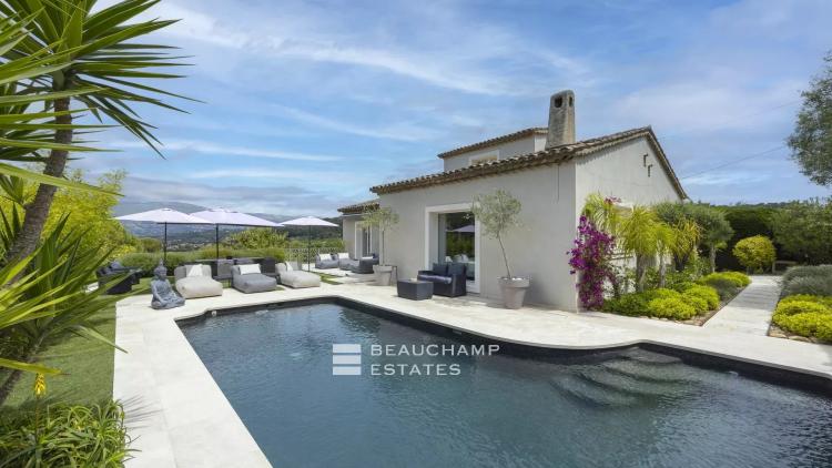 Villa moderne 5 chambres avec vue colline - Mougins