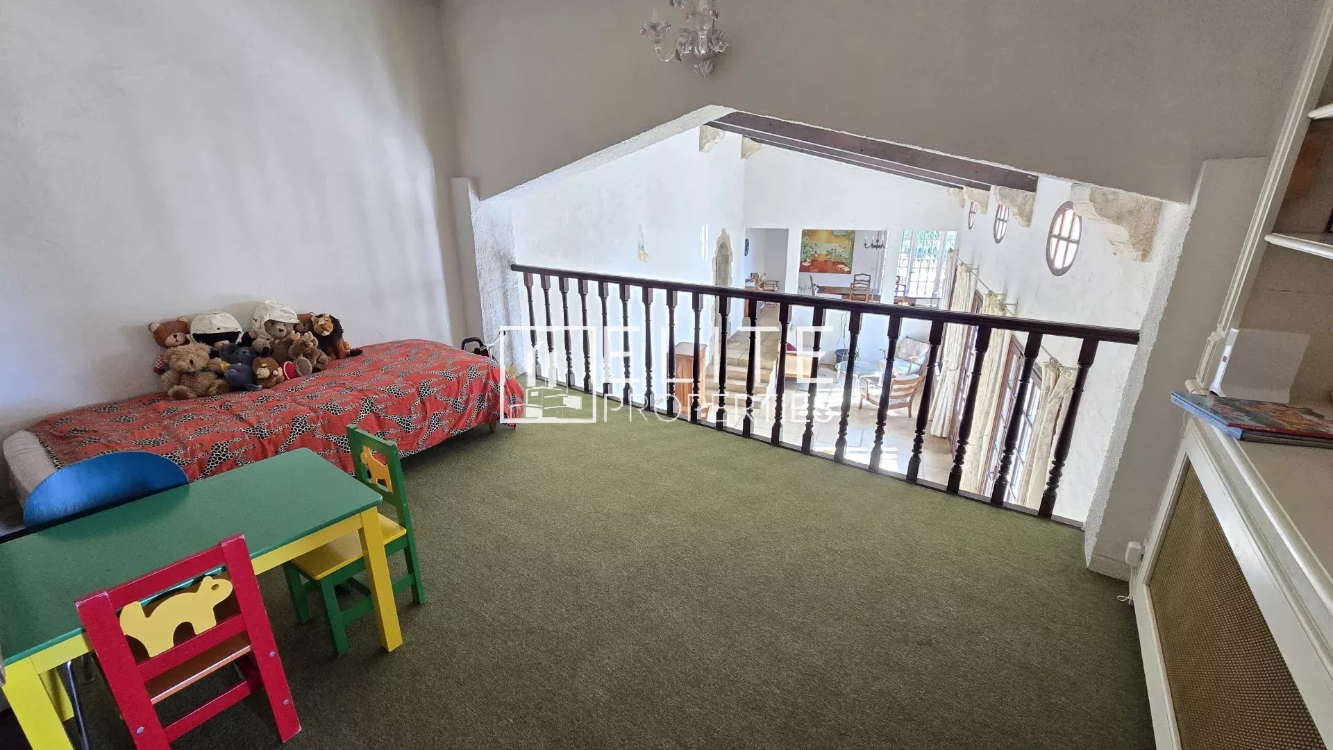 VILLA 333 m² + PISCINE – MOUANS-SARTOUX