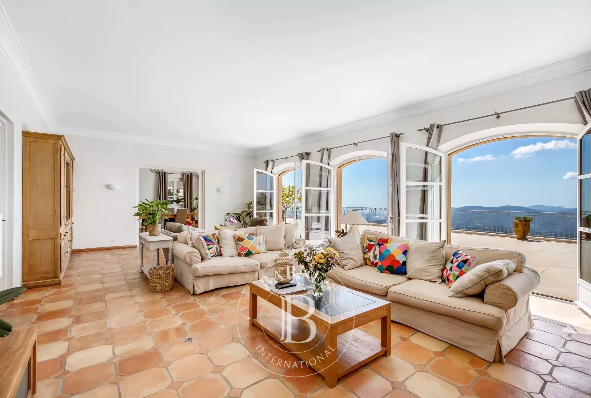 CABRIS - Élégante propriété avec vue imprenable - 6 chambres et un studio