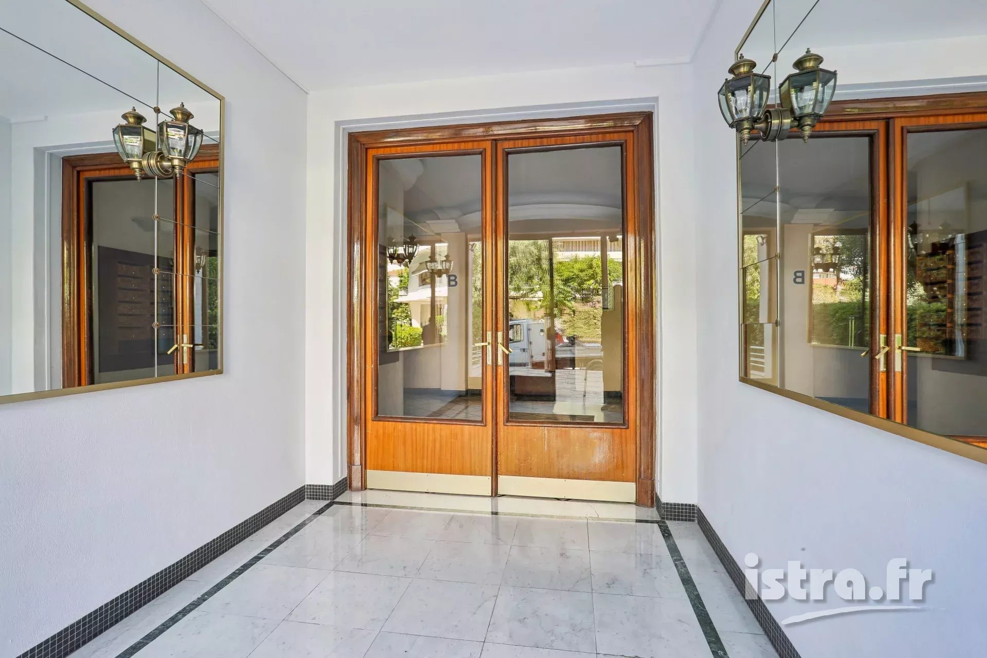 Nice Baumettes : joli appartement avec terrasse et jardin