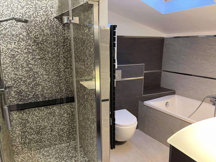 Monaco Ville: Duplex de caractère avec vues panoramiques sur Port Hercule et la mer