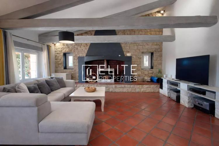 LE TIGNET villa 208 m² + piscine vue dégagée sur le lac de Saint Cassien, mer et collines environnantes
